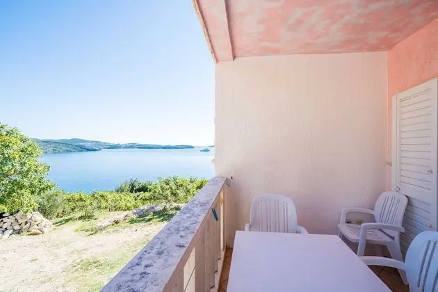 Apart Daire (1 Bedroom Apt with Balcony n Sea View)