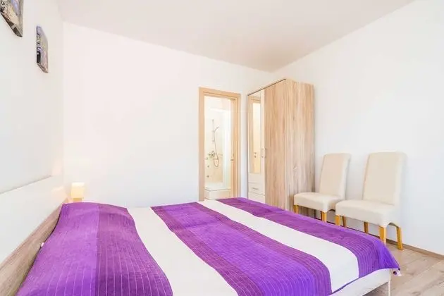 Apart Daire (1 Bedroom Apt with Balcony n Sea View)