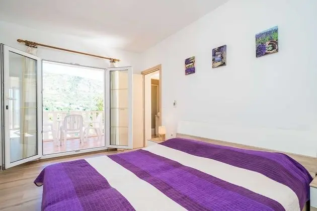 Apart Daire (1 Bedroom Apt with Balcony n Sea View)