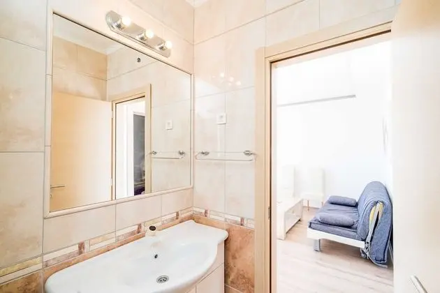 Apart Daire (1 Bedroom Apt with Balcony n Sea View)