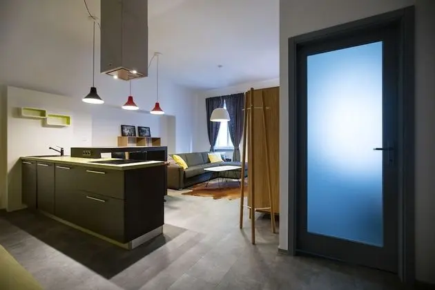 Design Apart Daire, 1 En Büyük (King) Boy Yatak (3A)