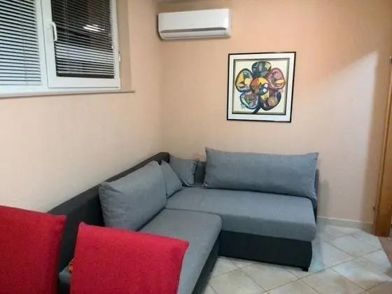Basic Apart Daire, Tepe Manzaralı
