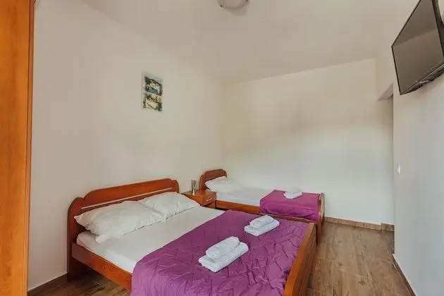 Standard Üç Kişilik Oda, Deniz Manzaralı