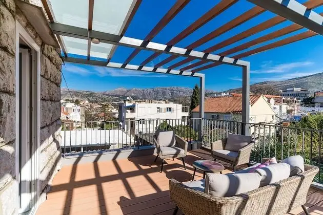 Apart Daire (Apartments BoNlux - Deluxe two bedroo)