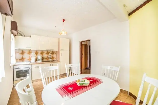 Apart Daire, 1 Çift Kişilik Yatak ve Çekyat