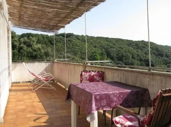 Apart Daire, 1 Çift Kişilik Yatak ve Çekyat