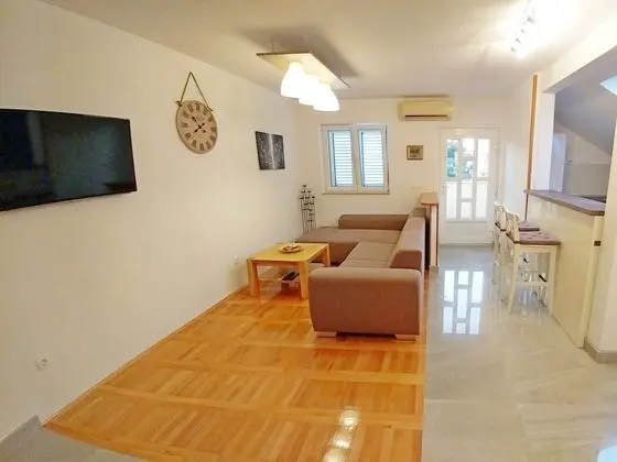 Apart Daire Capacity 7