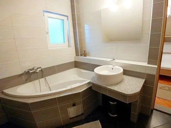 Apart Daire Capacity 7