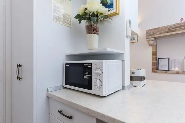 Duplex One Bedroom Apartment (3rd and 4th floor)