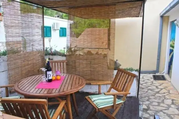 Apart Daire (Two Bedroom Apartment with Patio)