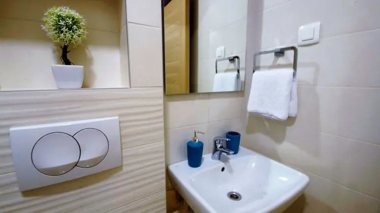 Comfort Stüdyo, Teras