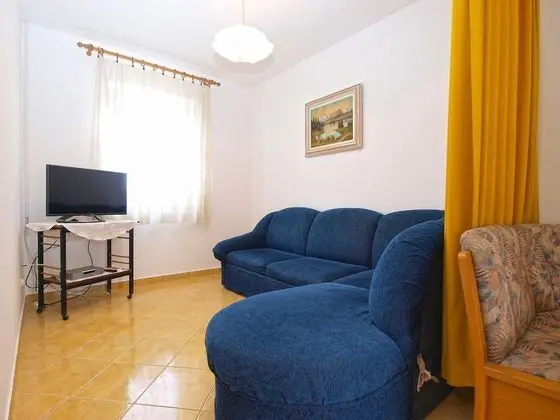 Apart Daire, 1 Yatak Odası (1348/12669)