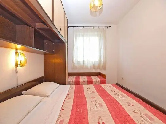 Apart Daire, 1 Yatak Odası (1348/12669)