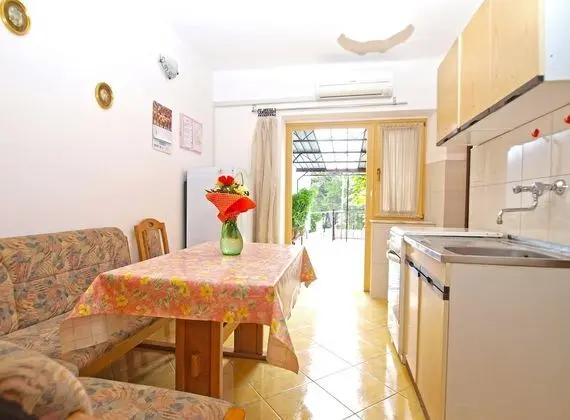 Apart Daire, 1 Yatak Odası (1348/12669)