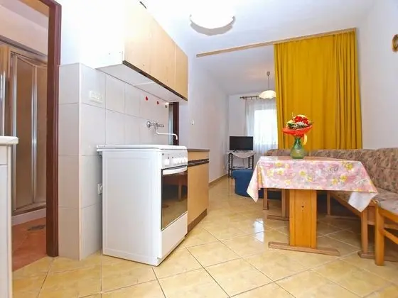 Apart Daire, 1 Yatak Odası (1348/12669)