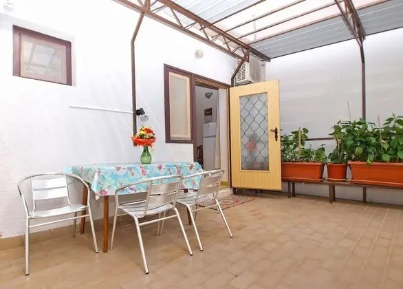 Apart Daire, 1 Yatak Odası (1348/12669)