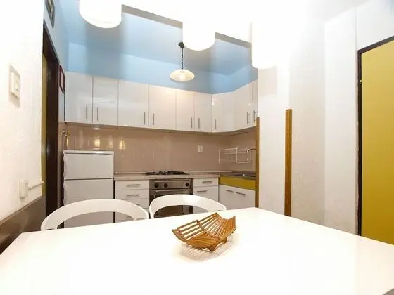 Apart Daire, 1 Yatak Odası (1348/12670)