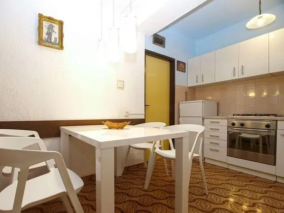 Apart Daire, 1 Yatak Odası (1348/12670)