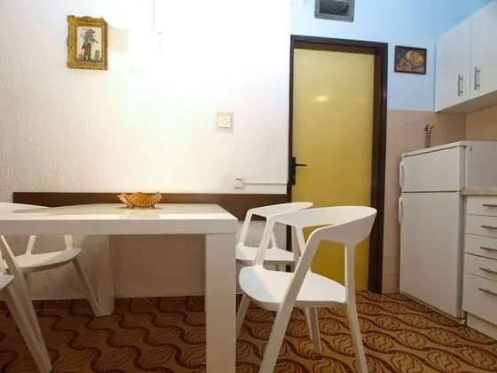 Apart Daire, 1 Yatak Odası (1348/12670)