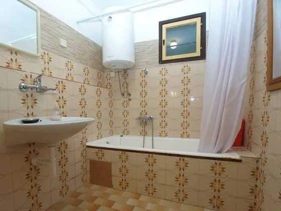 Apart Daire, 1 Yatak Odası (1348/12670)