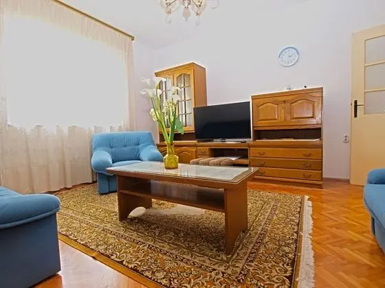 Apart Daire, 2 Yatak Odası (1348/12797)