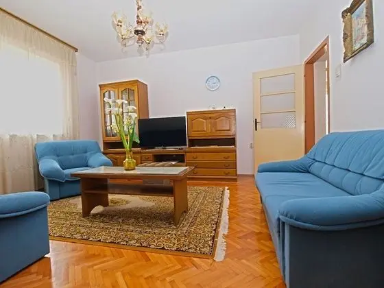 Apart Daire, 2 Yatak Odası (1348/12797)
