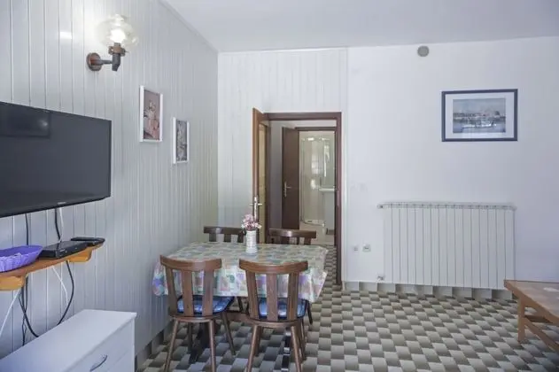 Apart Daire, 1 Yatak Odası (1398/13153)