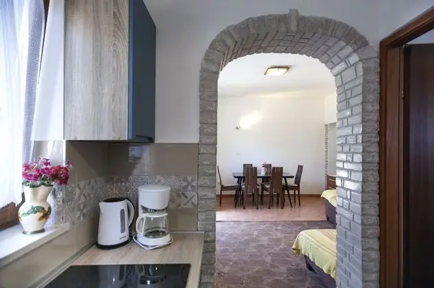 Apart Daire, 2 Yatak Odası (1398/13154)