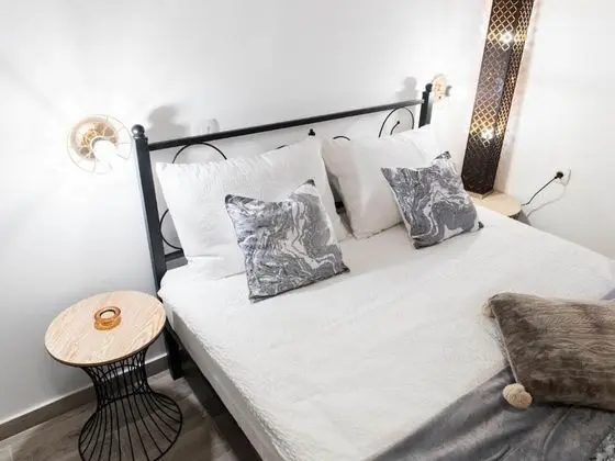 Stüdyo (Deluxe Studio Apartment)