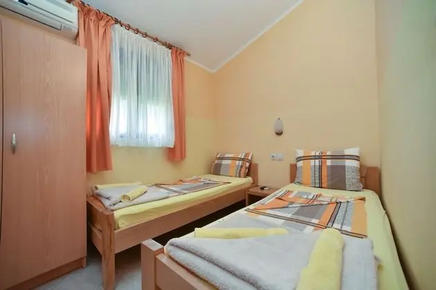 Apart Daire, 2 Yatak Odası (A8)