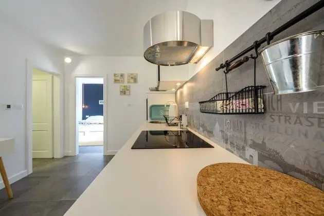 Apart Daire (1 Bedroom Apt with Terrace n Sea View)