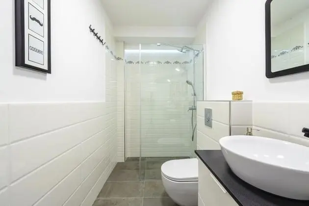 Apart Daire (1 Bedroom Apt with Terrace n Sea View)