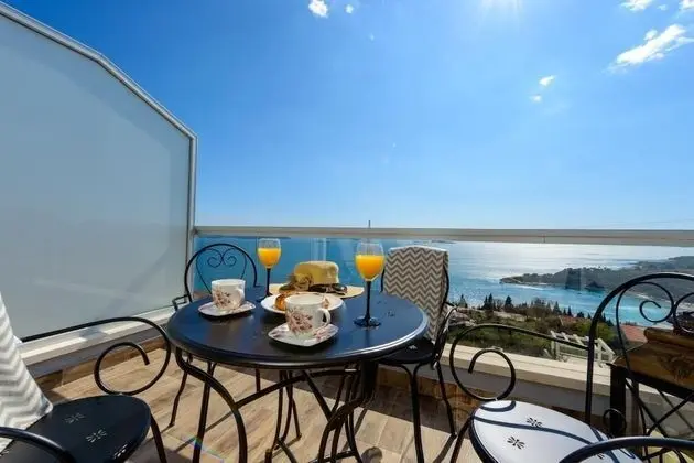 Apart Daire (Duplex 3 Bedroom Apt with Balcony)