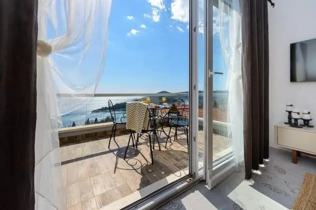 Apart Daire (Duplex 3 Bedroom Apt with Balcony)