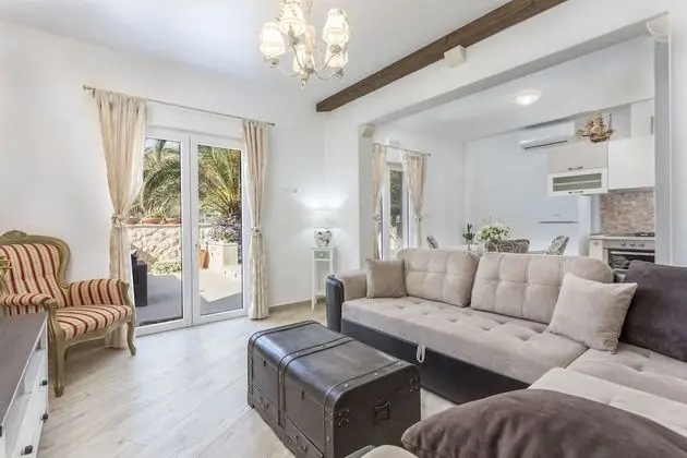 Luxury Apart Daire, Havuz Kullanımı, Havuz Manzaralı