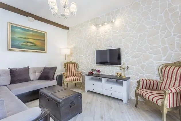 Luxury Apart Daire, Havuz Kullanımı, Havuz Manzaralı