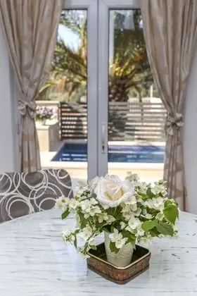 Luxury Apart Daire, Havuz Kullanımı, Havuz Manzaralı