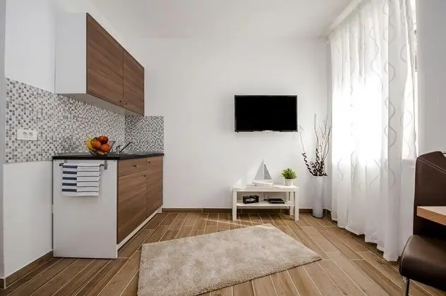 Deluxe Stüdyo