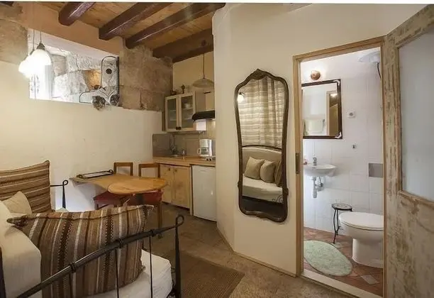 Standard Stüdyo, Şehir Manzaralı