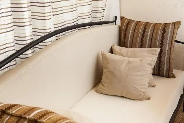 Standard Stüdyo, Şehir Manzaralı