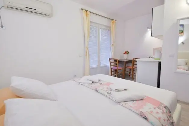 Comfort Stüdyo, 1 Büyük (Queen) Boy Yatak, Kısmi Deniz Manzaralı