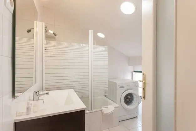 Dubleks, Asma Kat (4E)