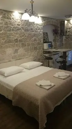 Deluxe Stüdyo Süit