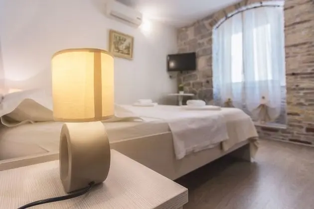 Design Tek Büyük Yataklı Oda