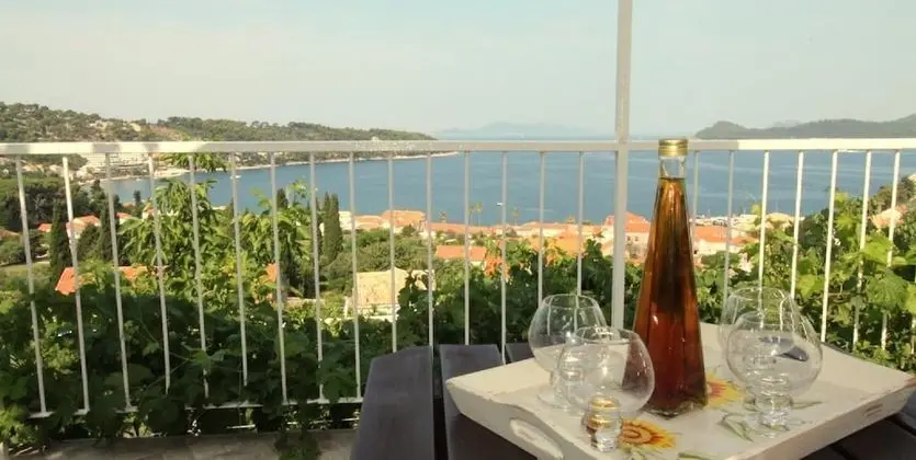 Apart Daire (Two-Bedroom Apartment with Terrace)