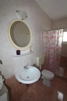 Stüdyo (Studio Apartment with Sea View)