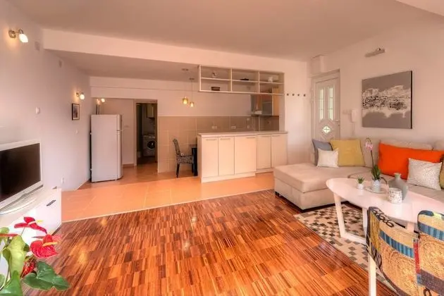 Luxury Apart Daire, 1 Yatak Odası, Teras, Bahçeli