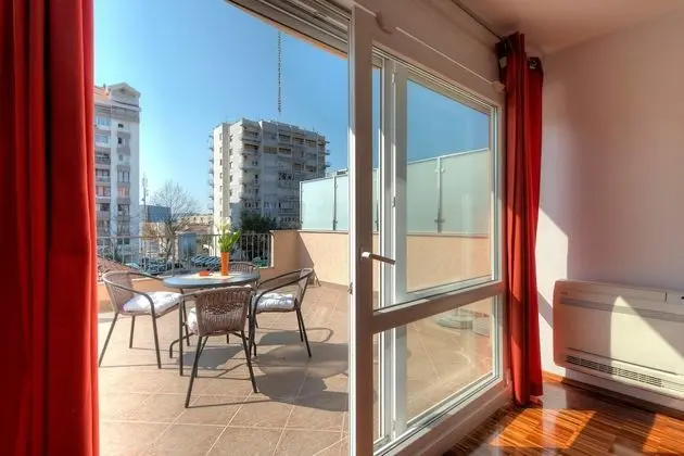 Luxury Apart Daire, 1 Yatak Odası, Teras, Bahçeli