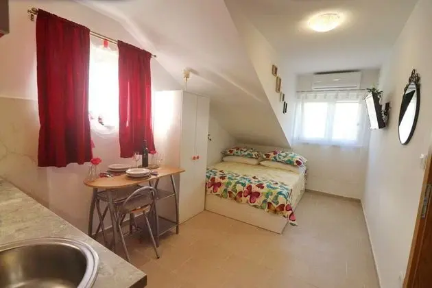 Stüdyo (Standard Studio Apartment)