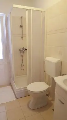 Double Room with Balcony 2
